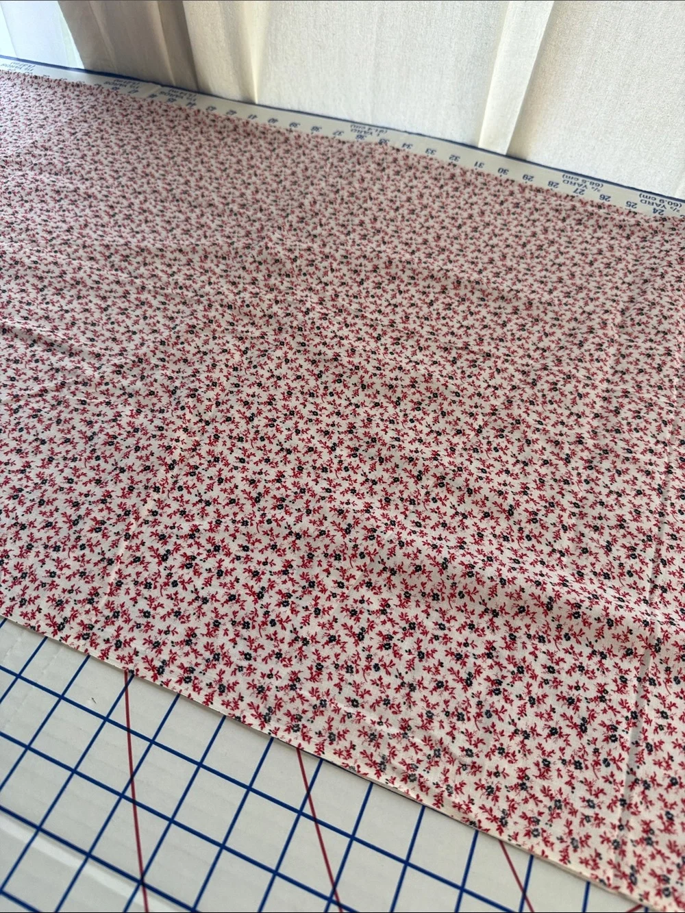 Vintage 1970s Calico Fabric 3 Yards Red Navy Floral Cream Cotton Blend 44”